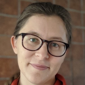 Bonnie  McLarty