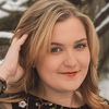 Headshot square   leah tracy